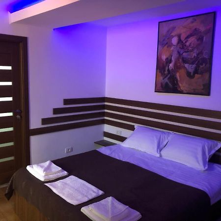 Apartament 2 Camere La Casa - Bucuresti Exteriör bild