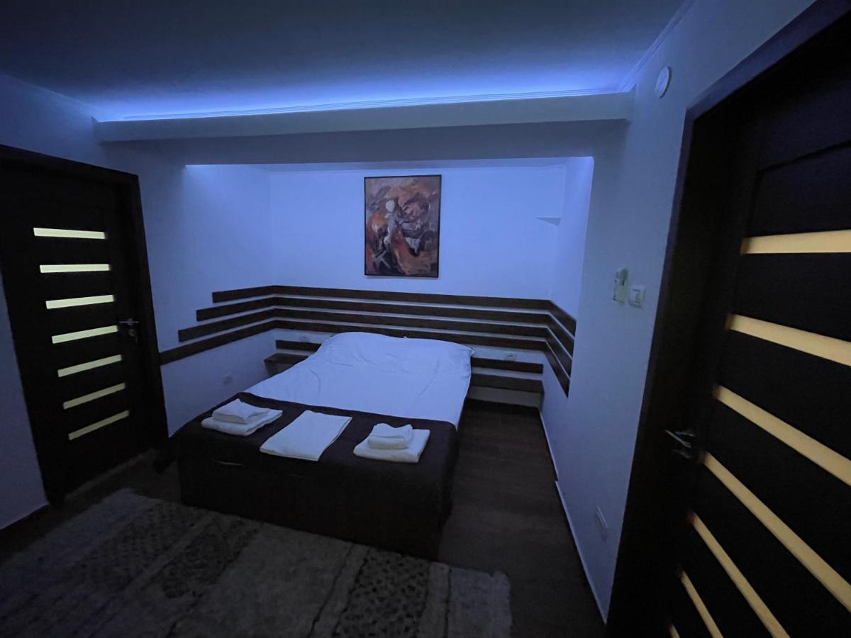 Apartament 2 Camere La Casa - Bucuresti Exteriör bild