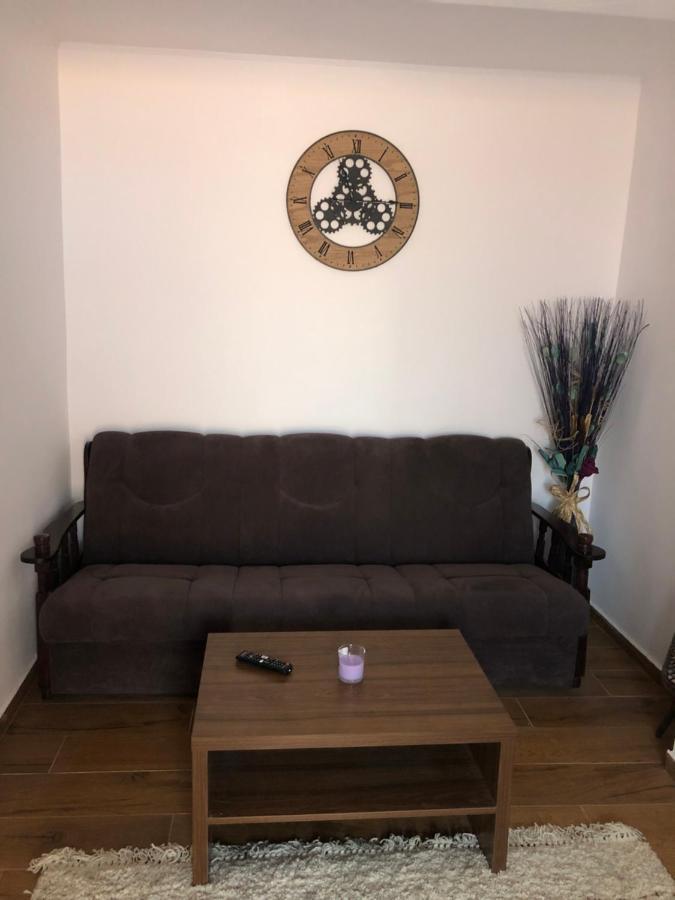 Apartament 2 Camere La Casa - Bucuresti Exteriör bild