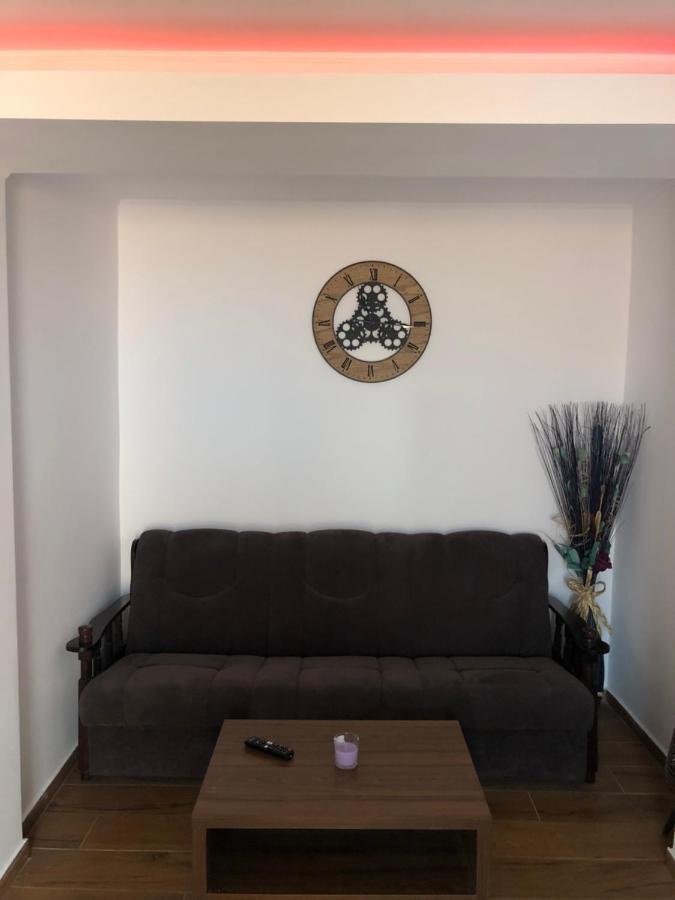 Apartament 2 Camere La Casa - Bucuresti Exteriör bild