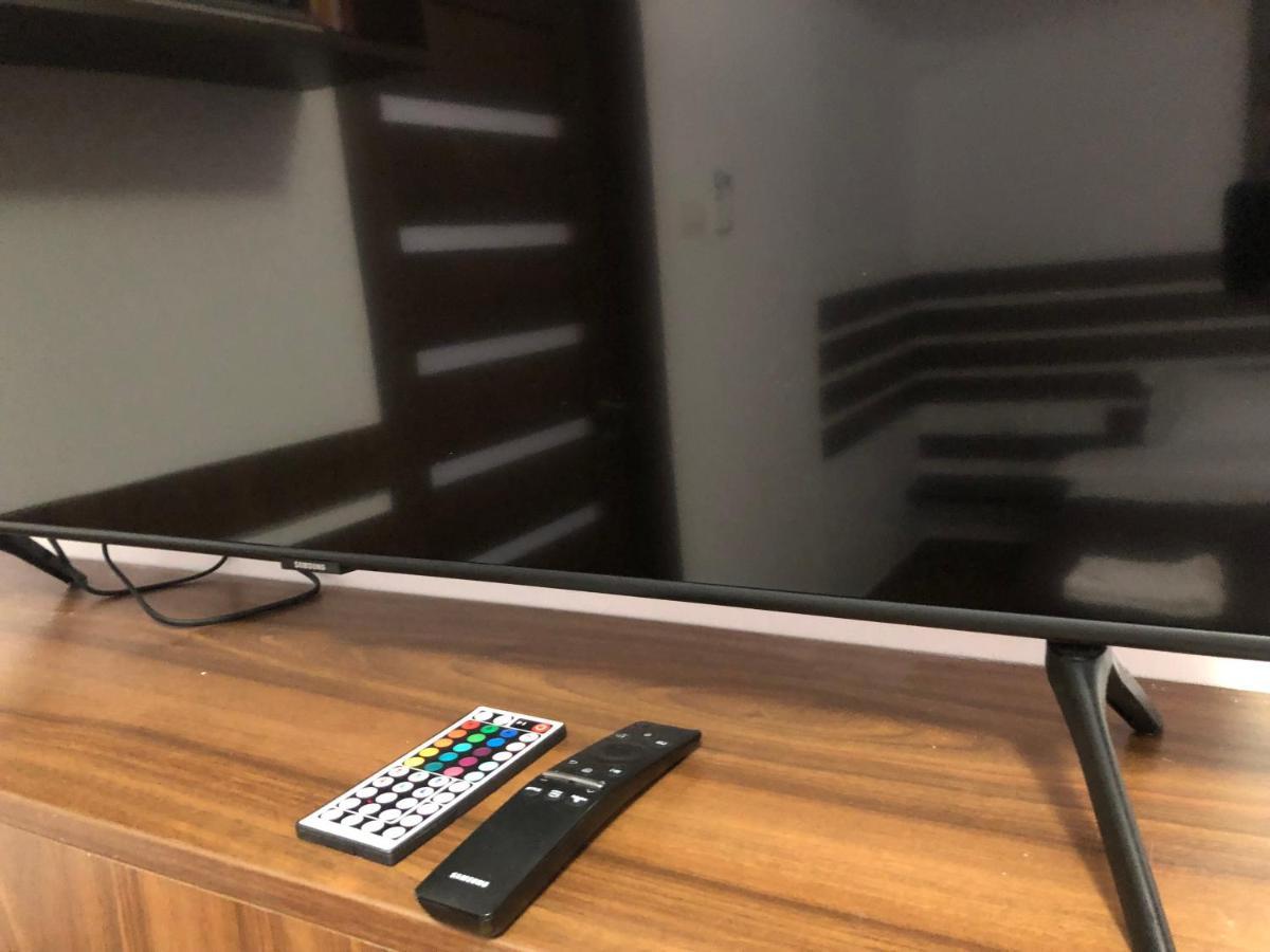 Apartament 2 Camere La Casa - Bucuresti Exteriör bild