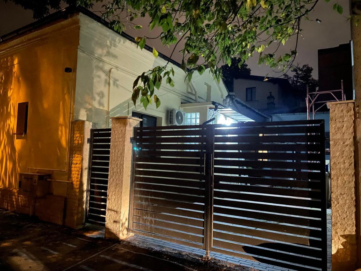 Apartament 2 Camere La Casa - Bucuresti Exteriör bild