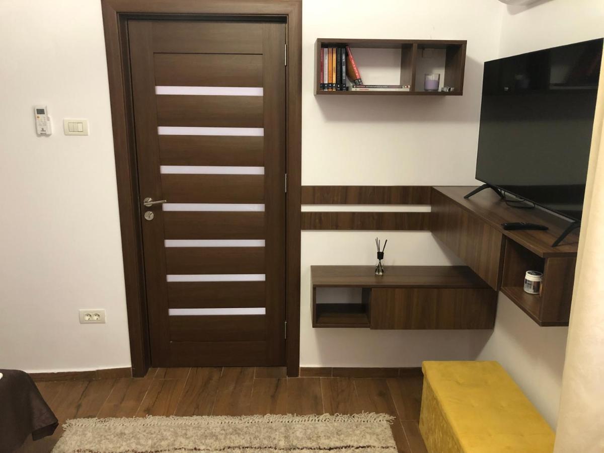 Apartament 2 Camere La Casa - Bucuresti Exteriör bild