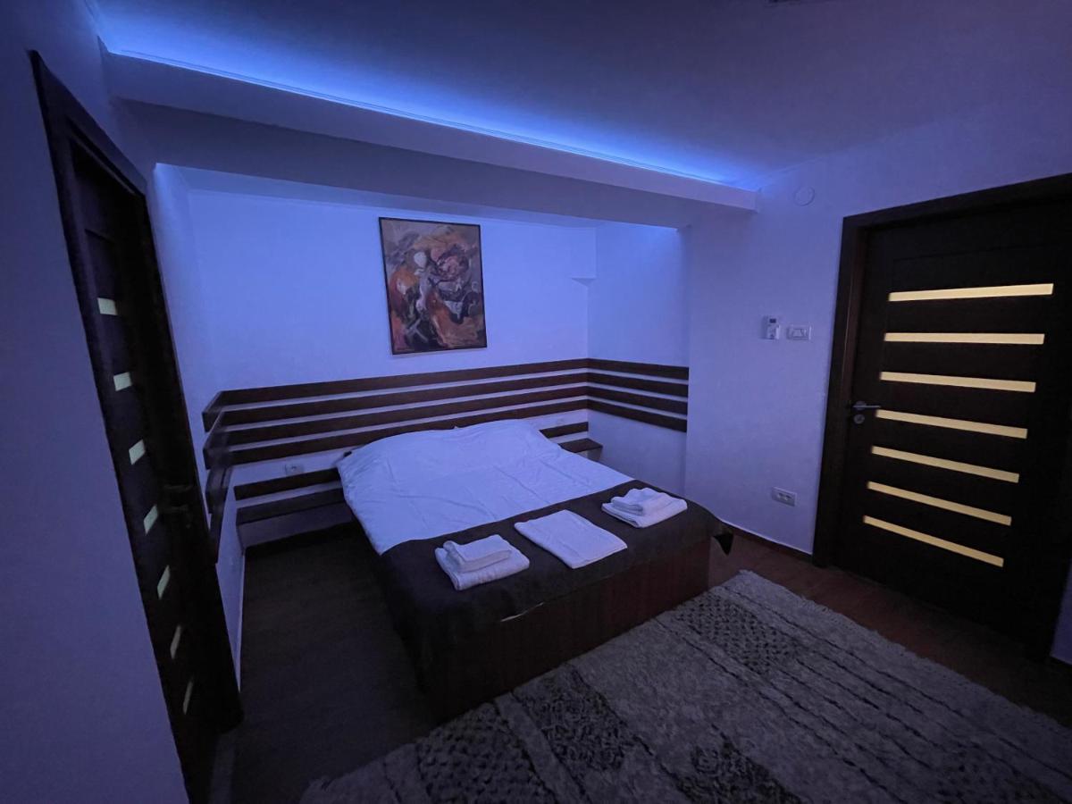 Apartament 2 Camere La Casa - Bucuresti Exteriör bild