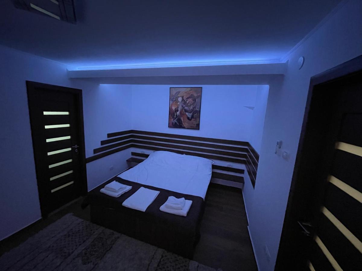 Apartament 2 Camere La Casa - Bucuresti Exteriör bild