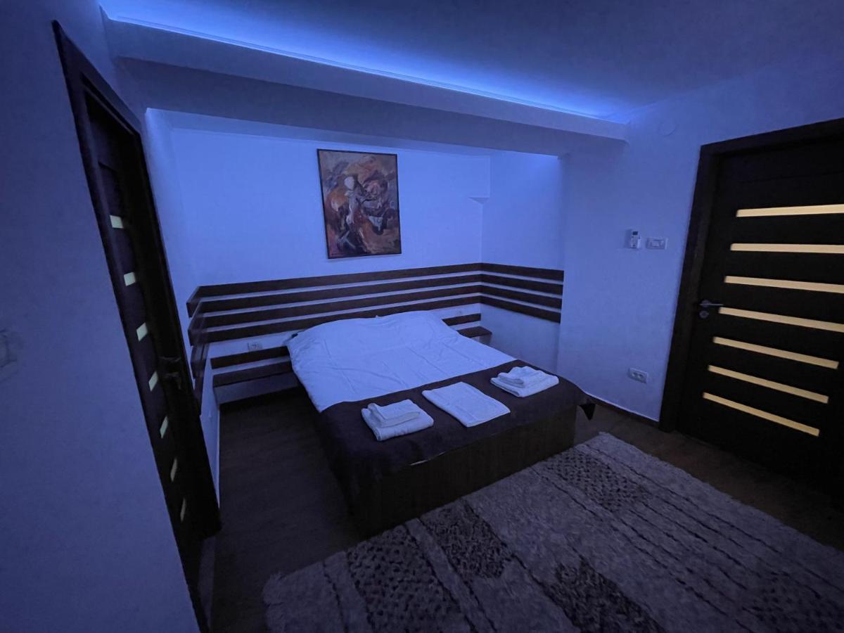 Apartament 2 Camere La Casa - Bucuresti Exteriör bild