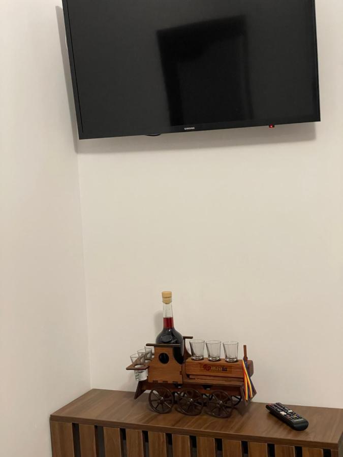 Apartament 2 Camere La Casa - Bucuresti Exteriör bild